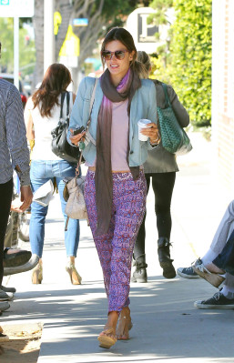 Alessandra Ambrosio pic #597177