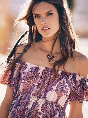 Alessandra Ambrosio pic #677617