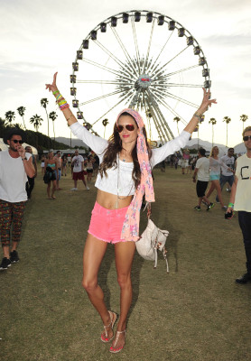 Alessandra Ambrosio pic #595266