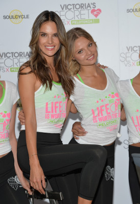 Alessandra Ambrosio pic #621319
