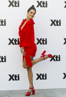 Alessandra Ambrosio pic #1036860