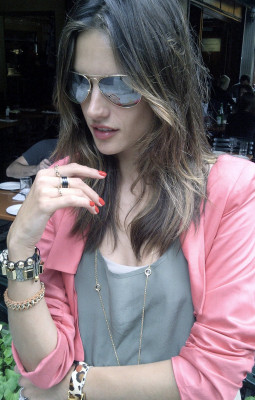 Alessandra Ambrosio pic #645366