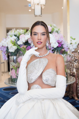 Alessandra Ambrosio pic #1307802