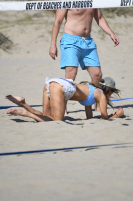 Alessandra Ambrosio pic #1258490