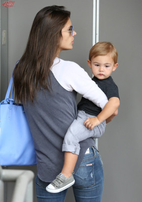 Alessandra Ambrosio pic #674819