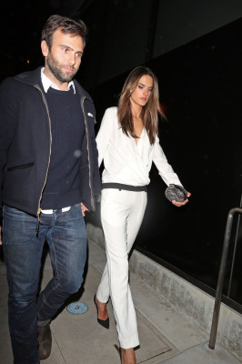 Alessandra Ambrosio pic #580103