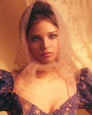 Alesya Kafelnikova pic #1153477
