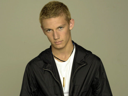 Alex Pettyfer pic #241082