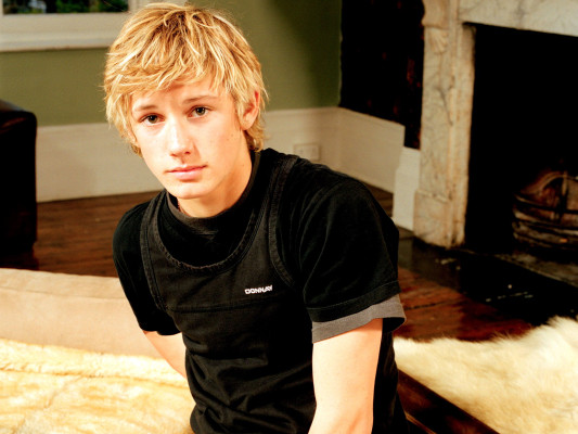 Alex Pettyfer pic #240831