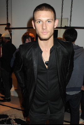 Alex Pettyfer pic #188515