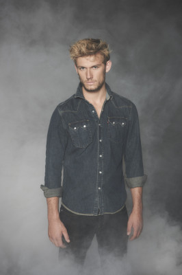 photo 20 in Alex Pettyfer gallery [id383642] 2011-06-06 00:00:00