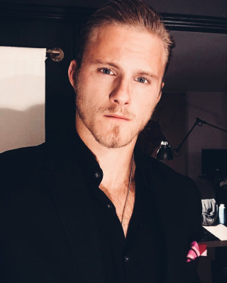 photo 25 in Alexander Ludwig  gallery [id1088493] 2018-12-04 00:00:00