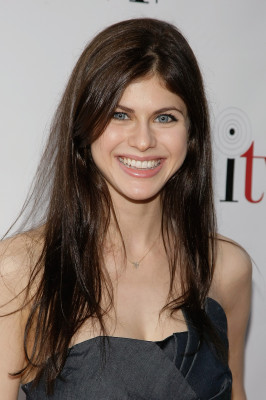 Alexandra Daddario pic #590193
