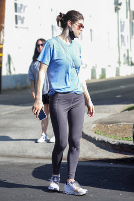 photo 19 in Alexandra Daddario gallery [id1285465] 2021-12-10 00:00:00