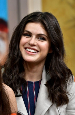 Alexandra Daddario pic #932677