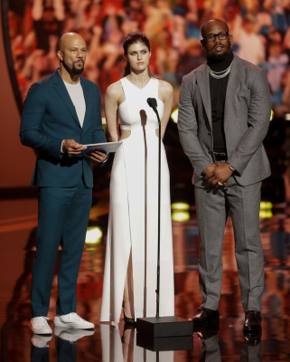 Alexandra Daddario pic #907185