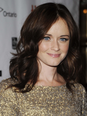 photo 19 in Alexis Bledel gallery [id405118] 2011-09-20 00:00:00