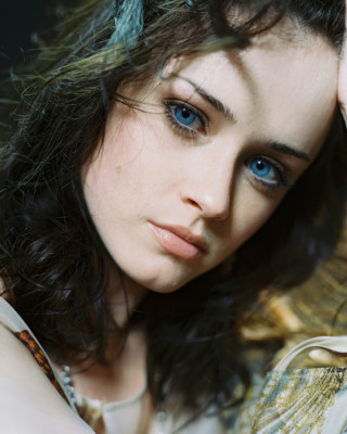 photo 24 in Alexis Bledel gallery [id745951] 2014-12-05 00:00:00
