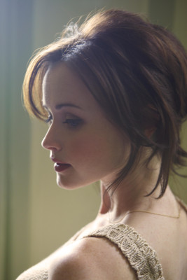 photo 9 in Alexis Bledel gallery [id533365] 2012-09-18 00:00:00