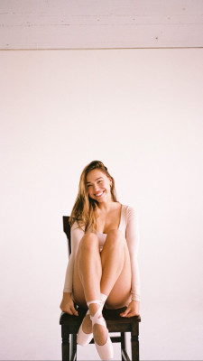 Alexis Ren pic #1159324