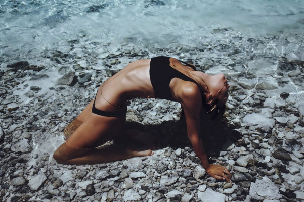 Alexis Ren pic #805857