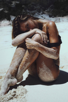 Alexis Ren pic #806479