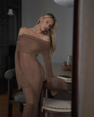 Alexis Ren pic #1357618