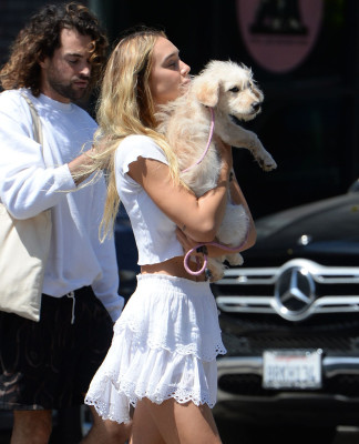 Alexis Ren pic #1283200