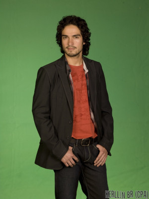 Alfonso Herrera  pic #506097