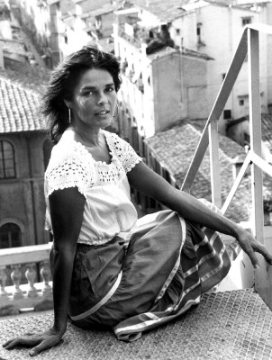 Ali MacGraw pic #71296