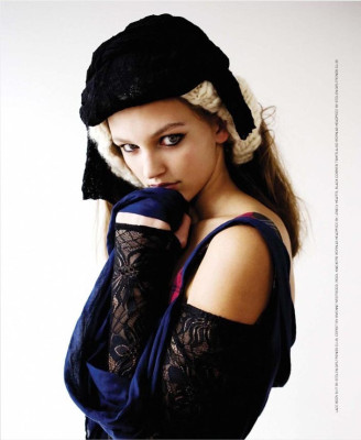Ali Stephens pic #254902