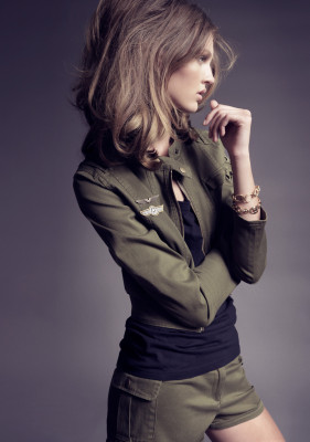 Ali Stephens pic #283851