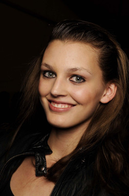 Ali Stephens pic #260994