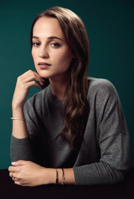 Alicia Vikander pic #819717