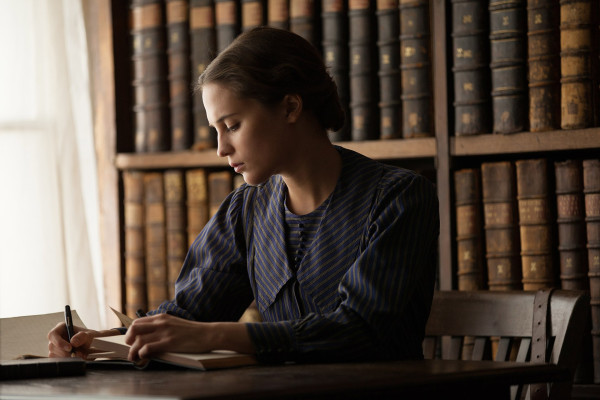 Alicia Vikander pic #1199180