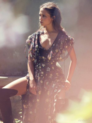 Alicia Vikander pic #1218017