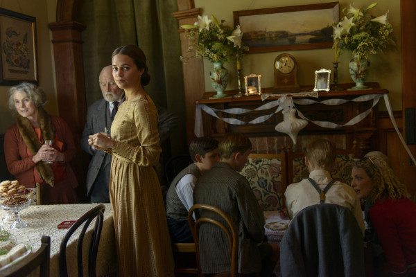 Alicia Vikander pic #1185709