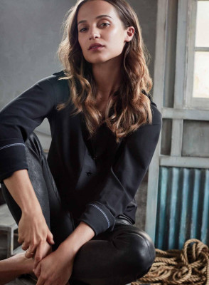 Alicia Vikander pic #1196210