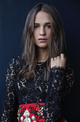 Alicia Vikander pic #838241