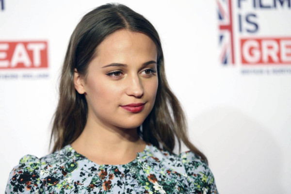 Alicia Vikander pic #836591