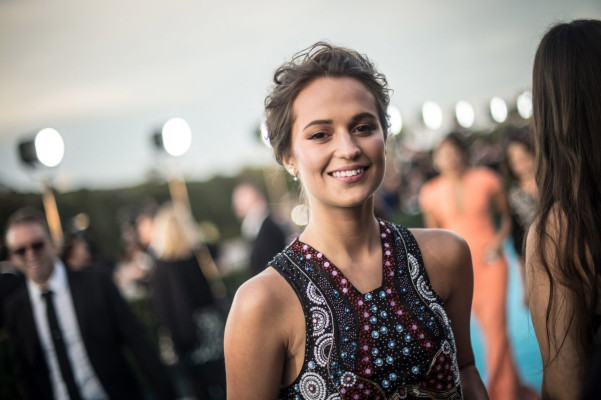 Alicia Vikander pic #828125