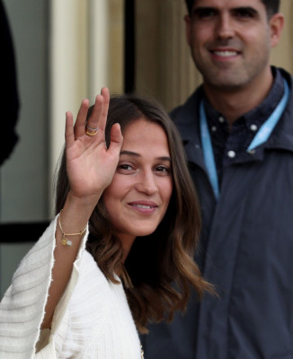 photo 15 in Alicia Vikander gallery [id1069100] 2018-09-23 00:00:00