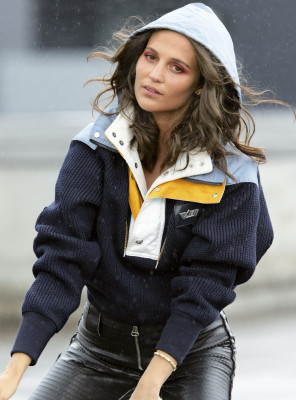 Alicia Vikander pic #1230148