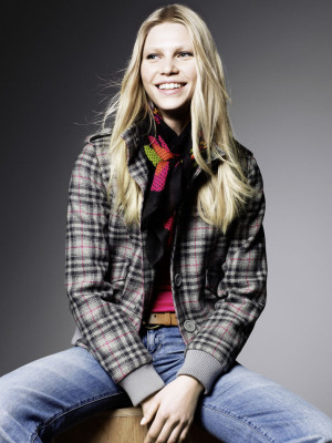 Aline Weber pic #156480