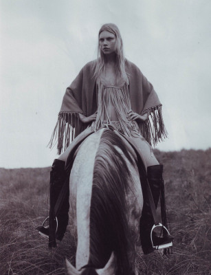 Aline Weber pic #213439