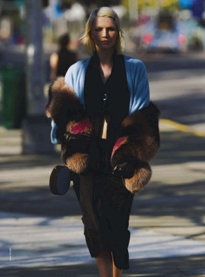Aline Weber pic #716749