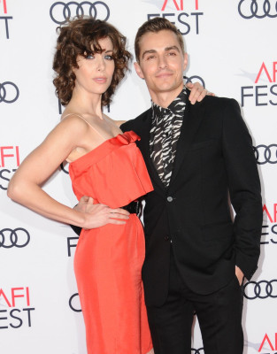 Alison Brie pic #1016759