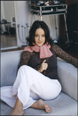 photo 27 in Alizee gallery [id29678] -0001-11-30 00:00:00