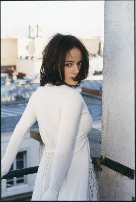 photo 29 in Alizee gallery [id29676] -0001-11-30 00:00:00