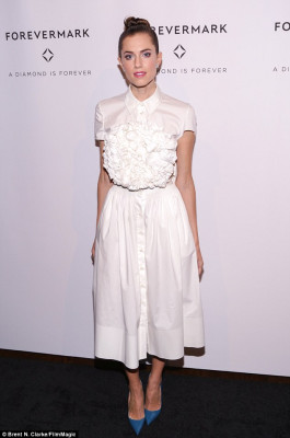 Allison Williams pic #809769